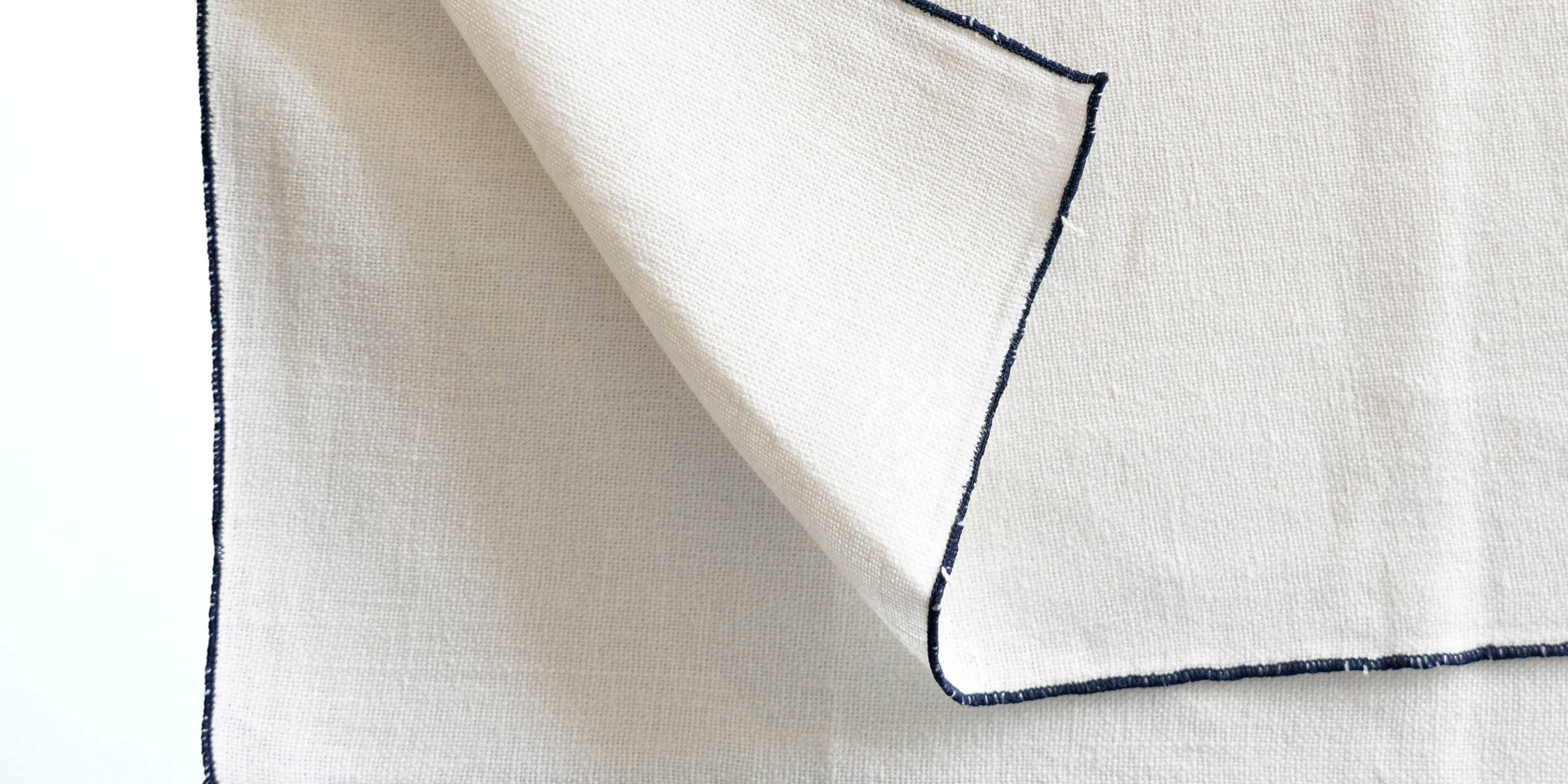 カーテン・リサイクル繊維 R-3・ホワイト | D&DEPARTMENT