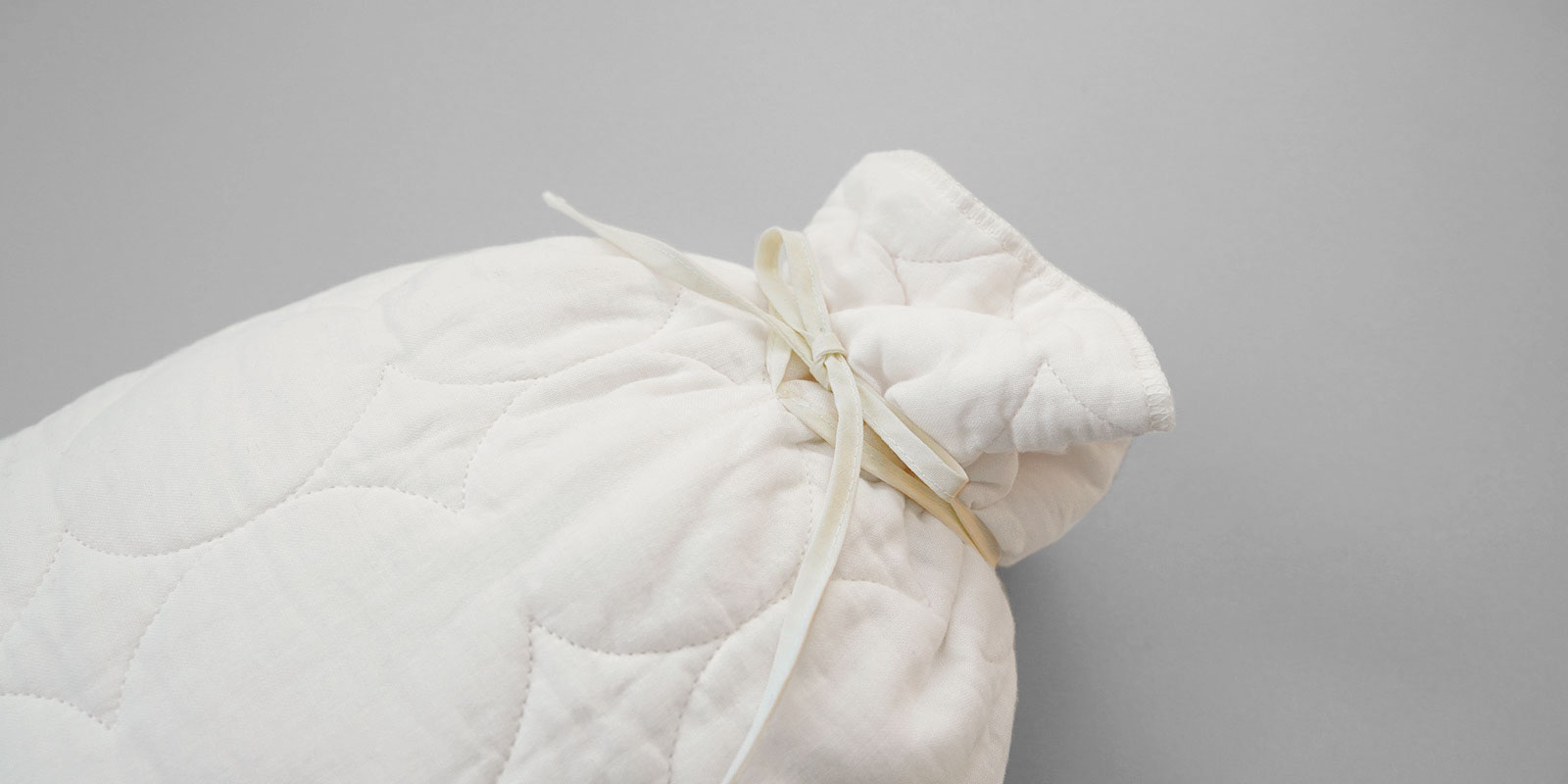 d 湯たんぽ袋 LIFESTOCK（湯たんぽ本体別売） | D&DEPARTMENT