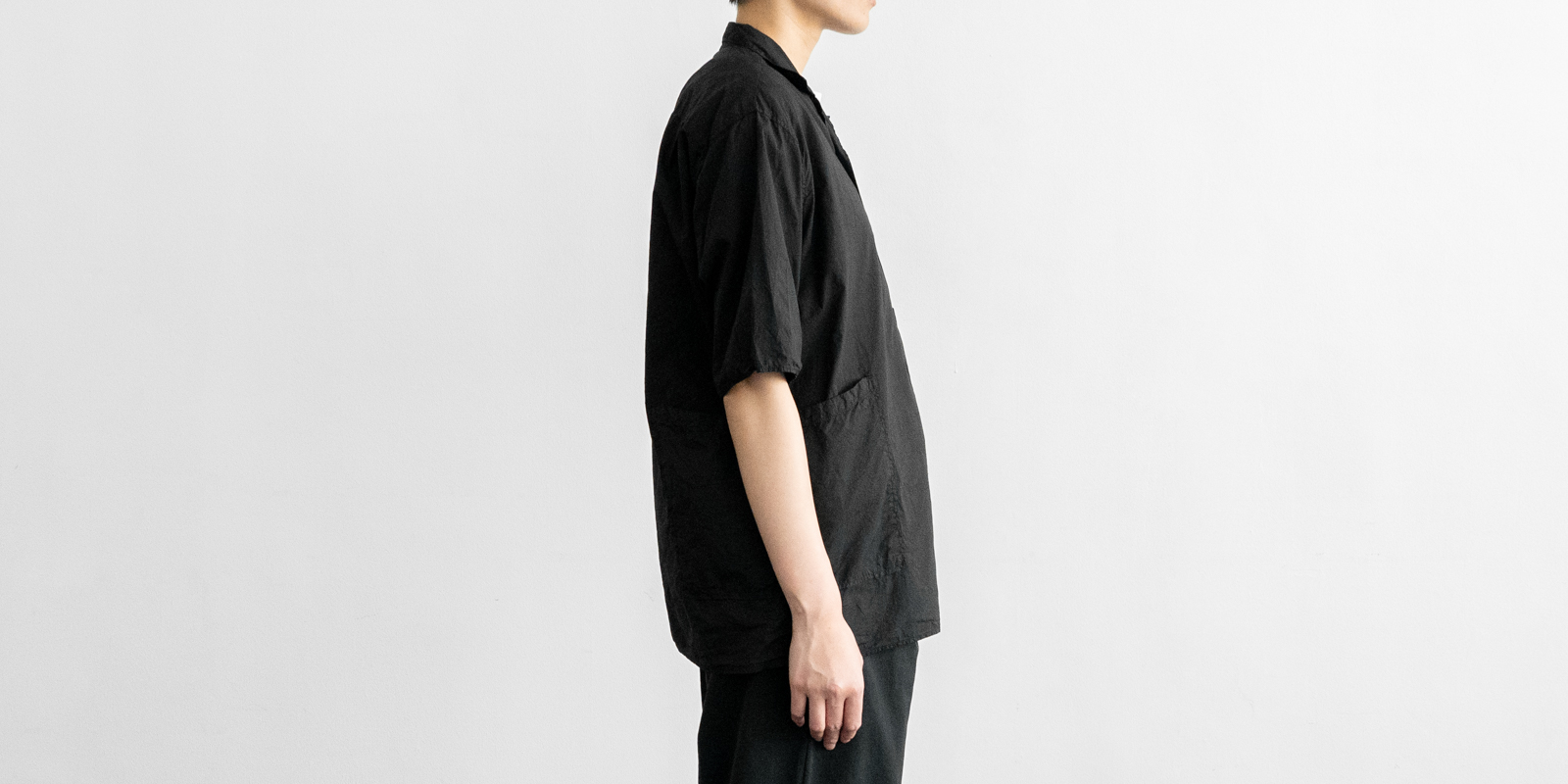 d WEAR サイドポケットシャツ・塩縮加工 ブラック・M | D&DEPARTMENT