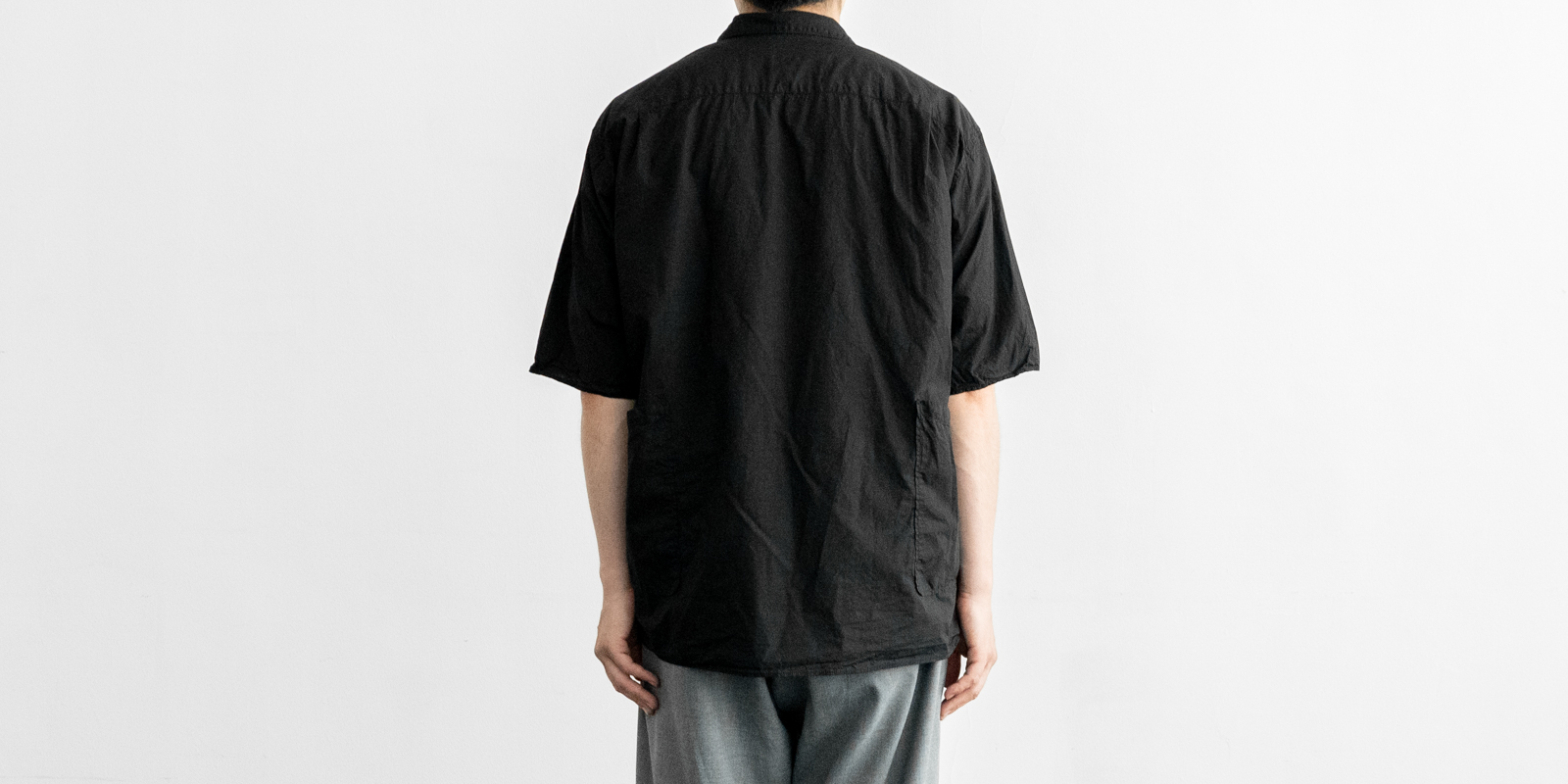 d WEAR サイドポケットシャツ・塩縮加工 ブラック・L | D&DEPARTMENT