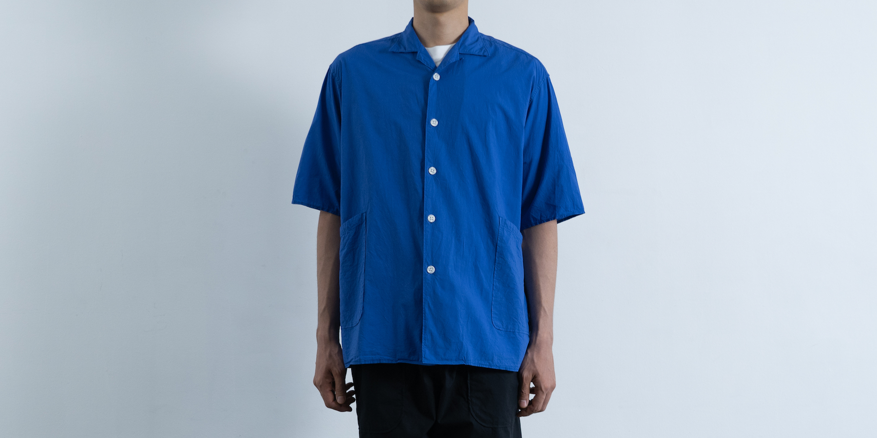 【sold out】d WEAR サイドポケットシャツ・塩縮加工 ブルー・L