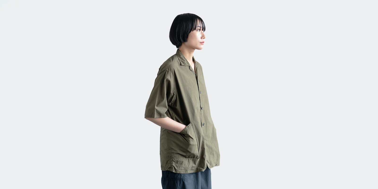 d WEAR サイドポケットシャツ・塩縮加工 カーキ・L