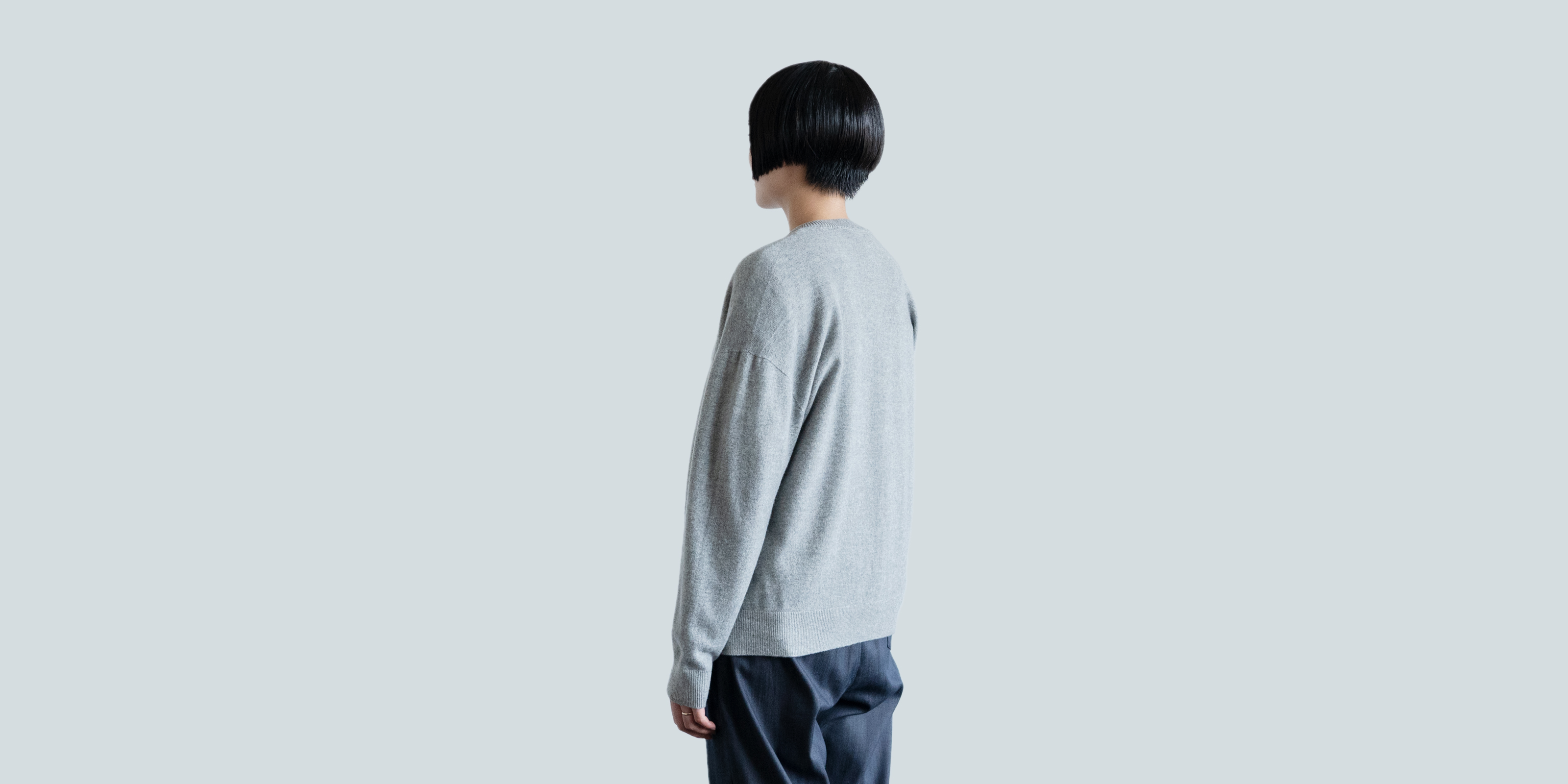 d WEAR クルーネック ウールカーディガン・グレー・L | D&DEPARTMENT