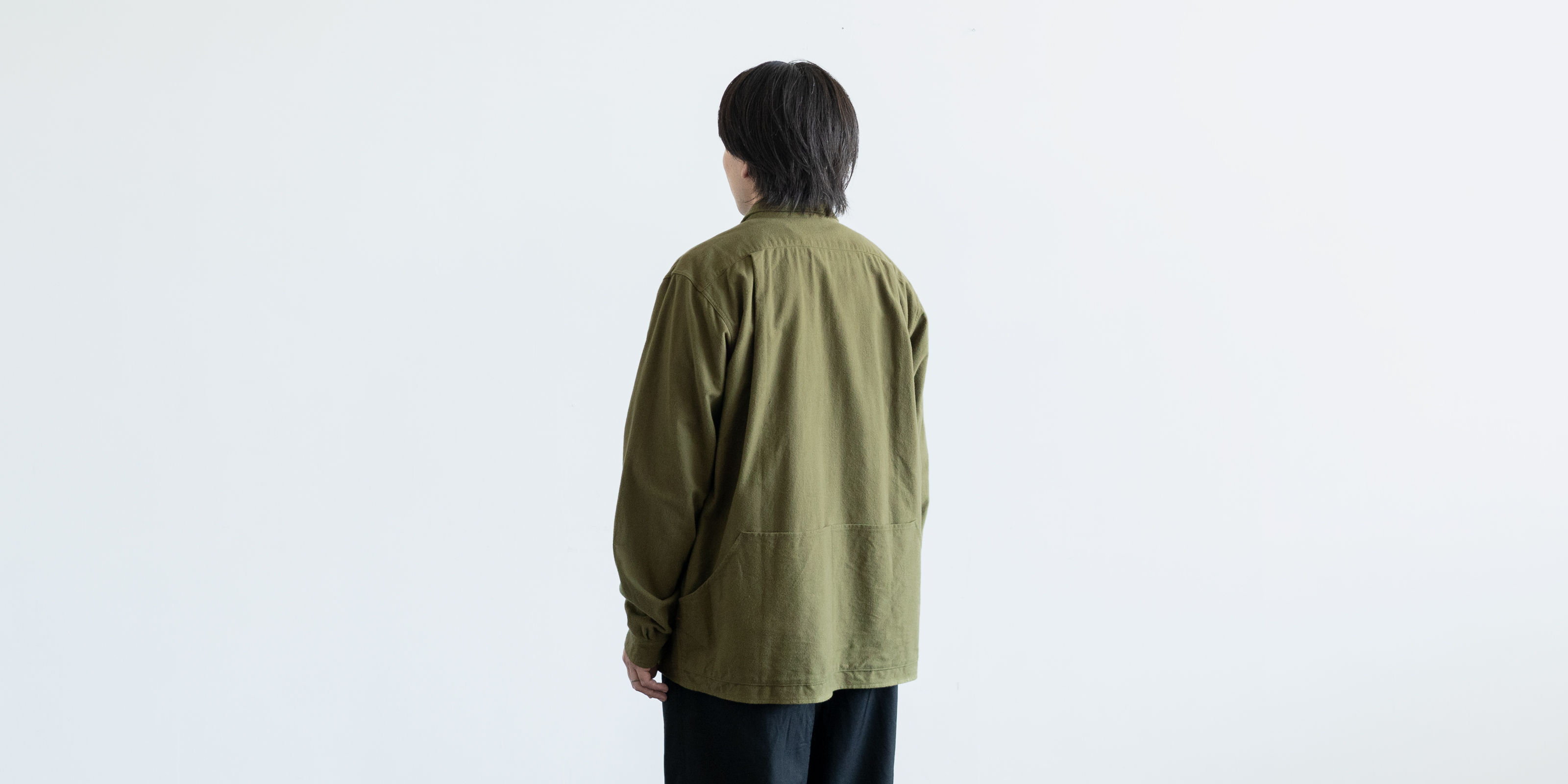d WEAR バックポケットシャツ・フランネルカーキ・M | D&DEPARTMENT