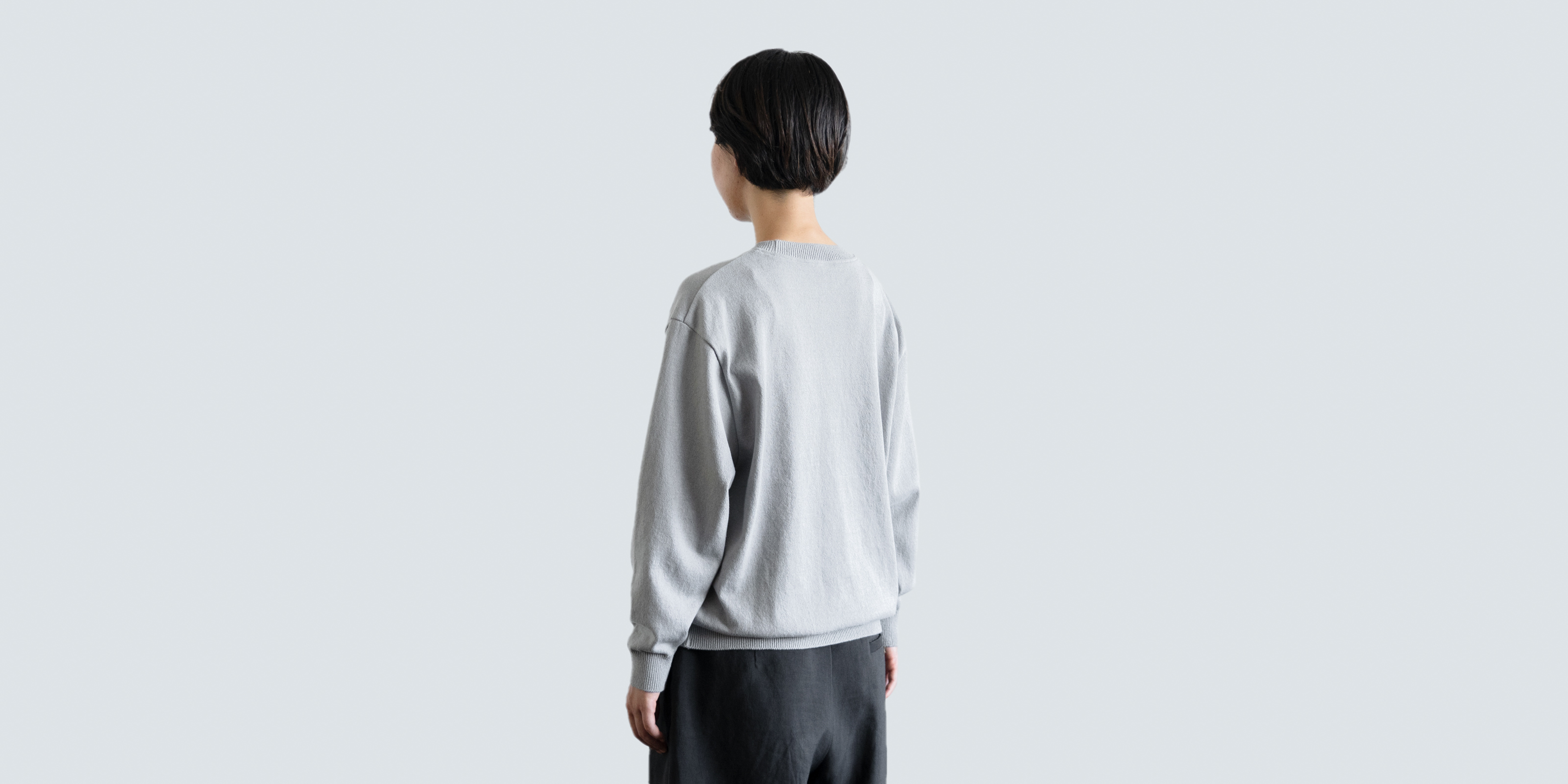 d WEAR コットンセーター・ライトグレー・XL | D&DEPARTMENT