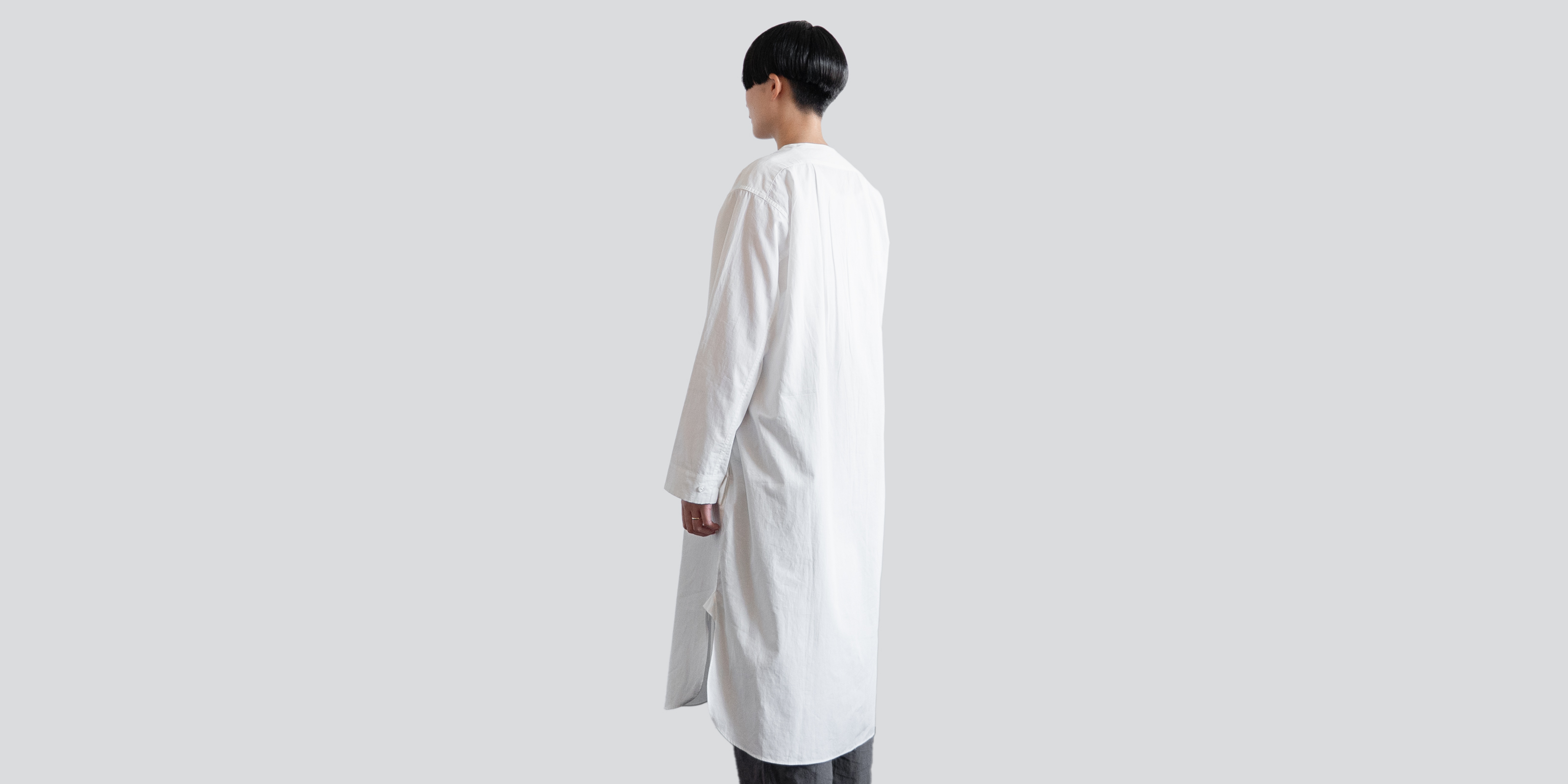 d WEAR スモックシャツ・ホワイト | D&DEPARTMENT