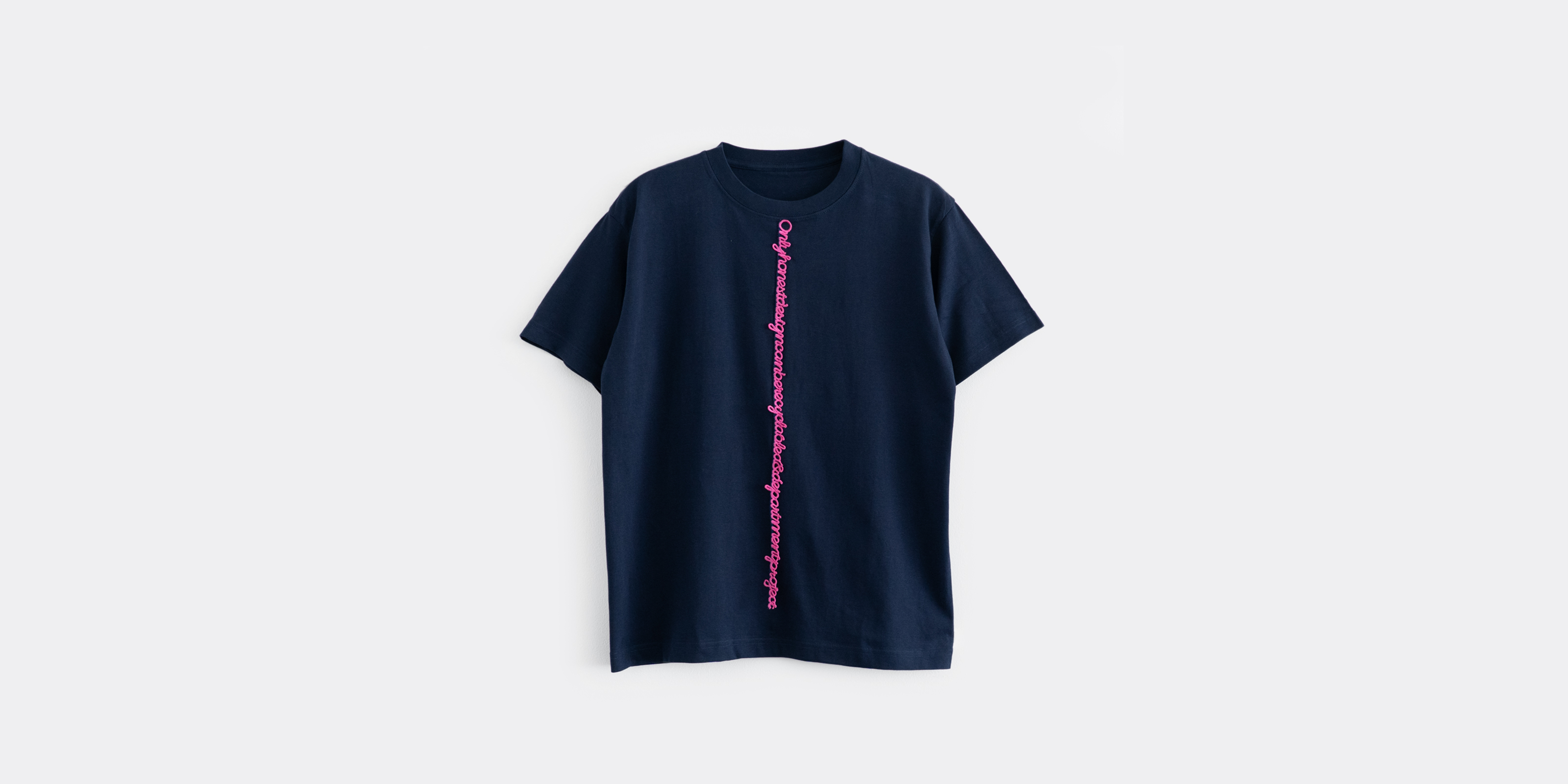 d WEAR Onlyhonest EMB T-shirt・ネイビー×ピンク・M | D&DEPARTMENT