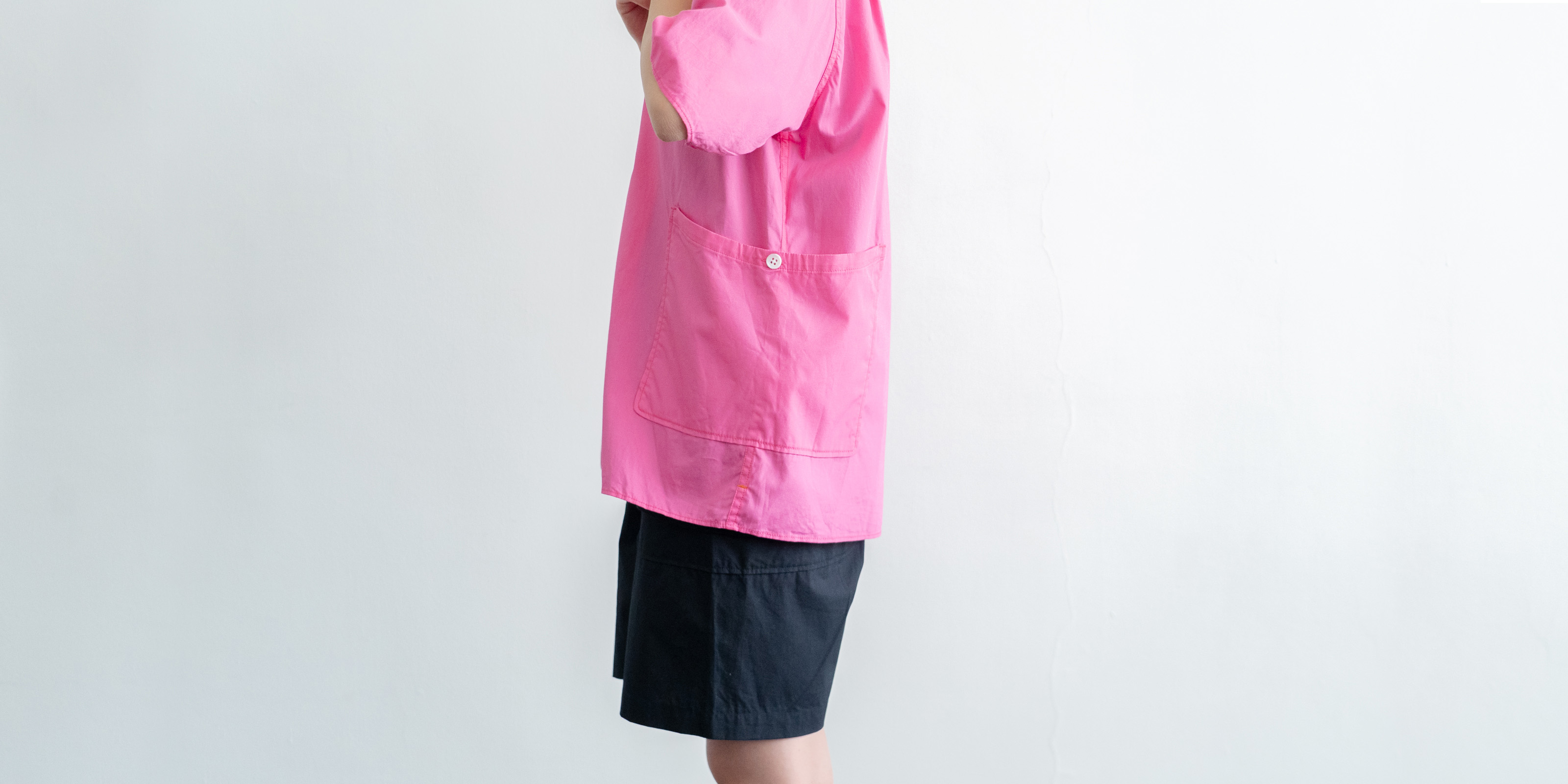 d WEAR サイドポケットシャツ・チェリーピンク・L | D&DEPARTMENT