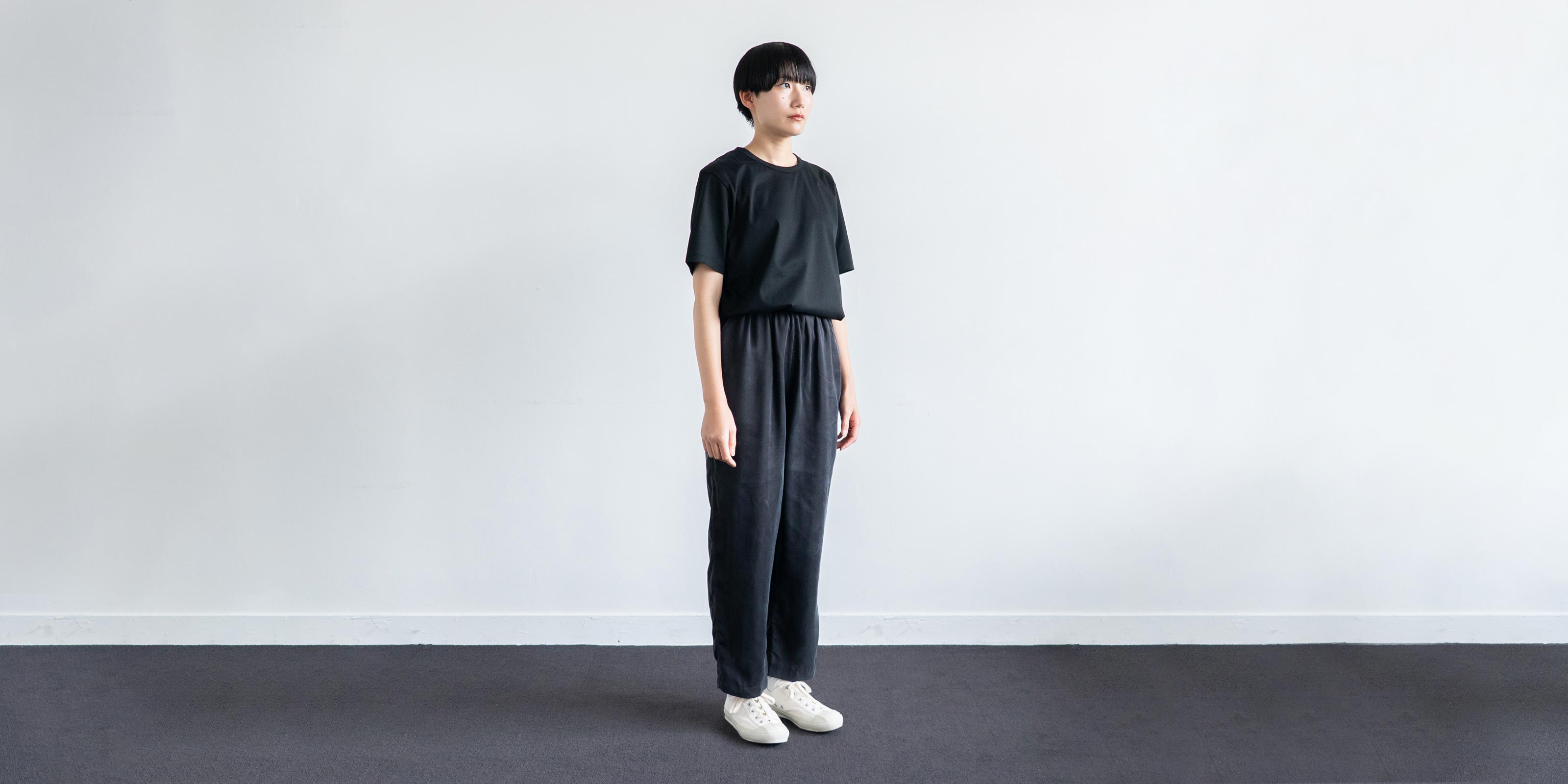 d WEAR イージーパンツ・チャコール・M | D&DEPARTMENT
