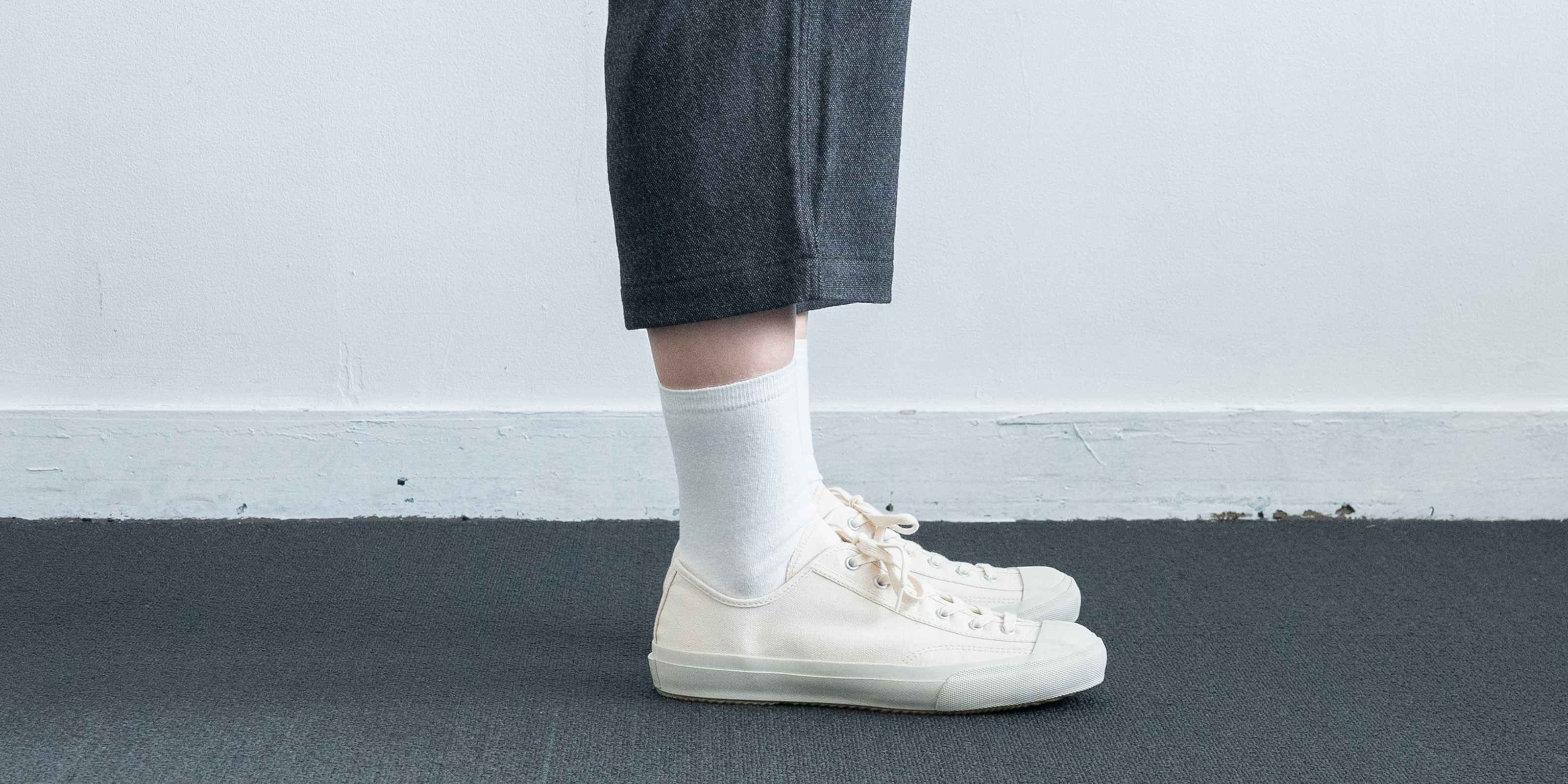DC-3 ORGANIC COTTON TWILL TROUSERS | DESCENDANT(ディセンダ