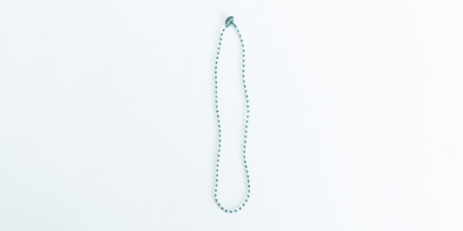 トリプル オゥ・ネックレス・ナノスフィア・セイジグリーン | D&DEPARTMENT