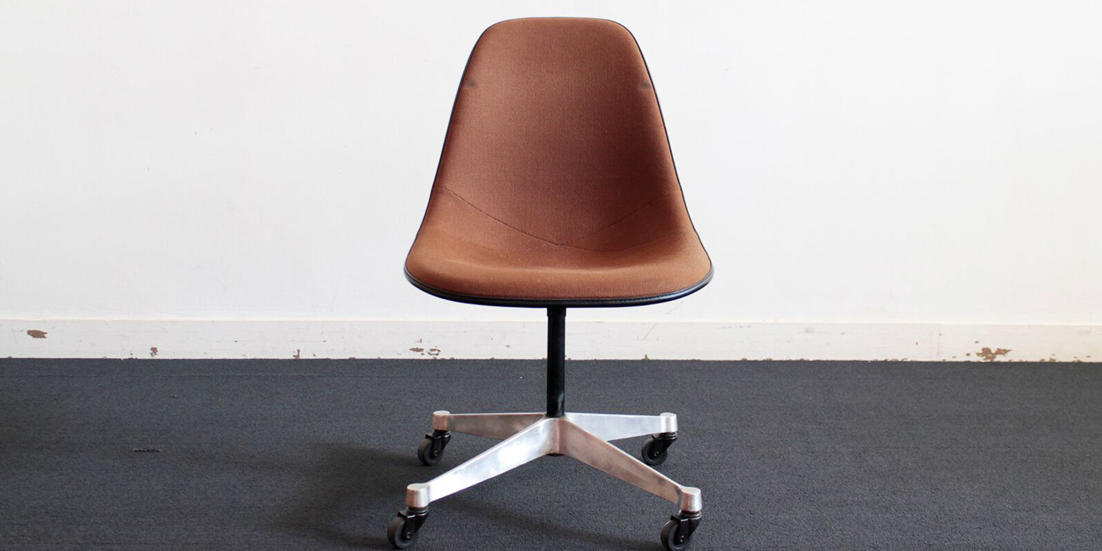 Harman Miller シェルチェア（キャスター）