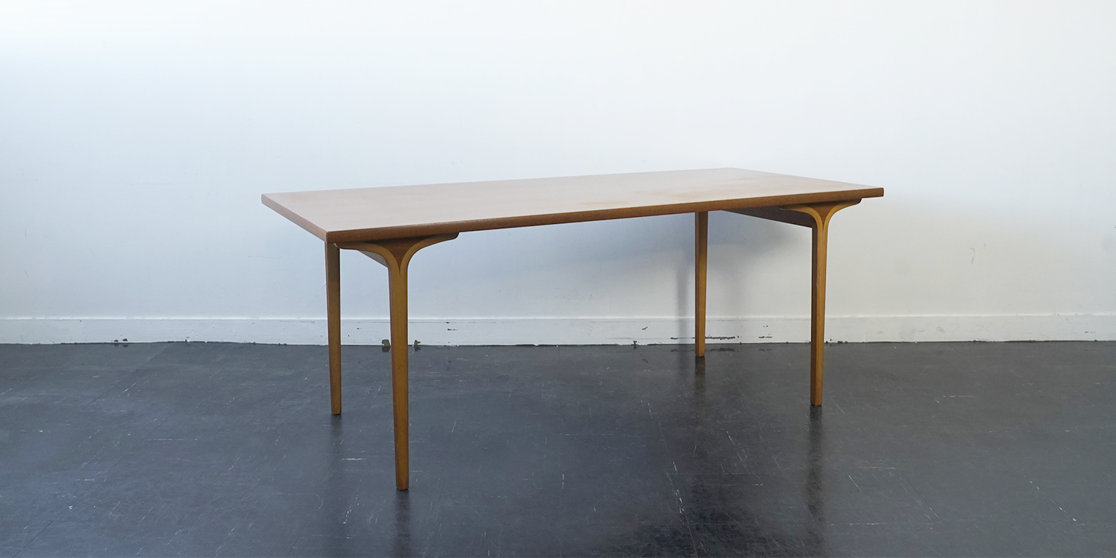 Sold Out 天童木工 長大作ダイニングテーブル Used D Department