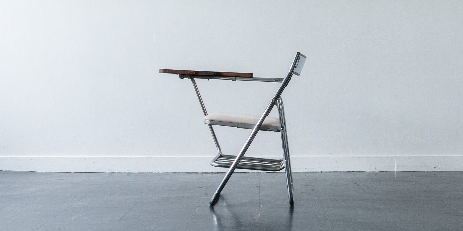 Houtoku folding chair・アイボリー