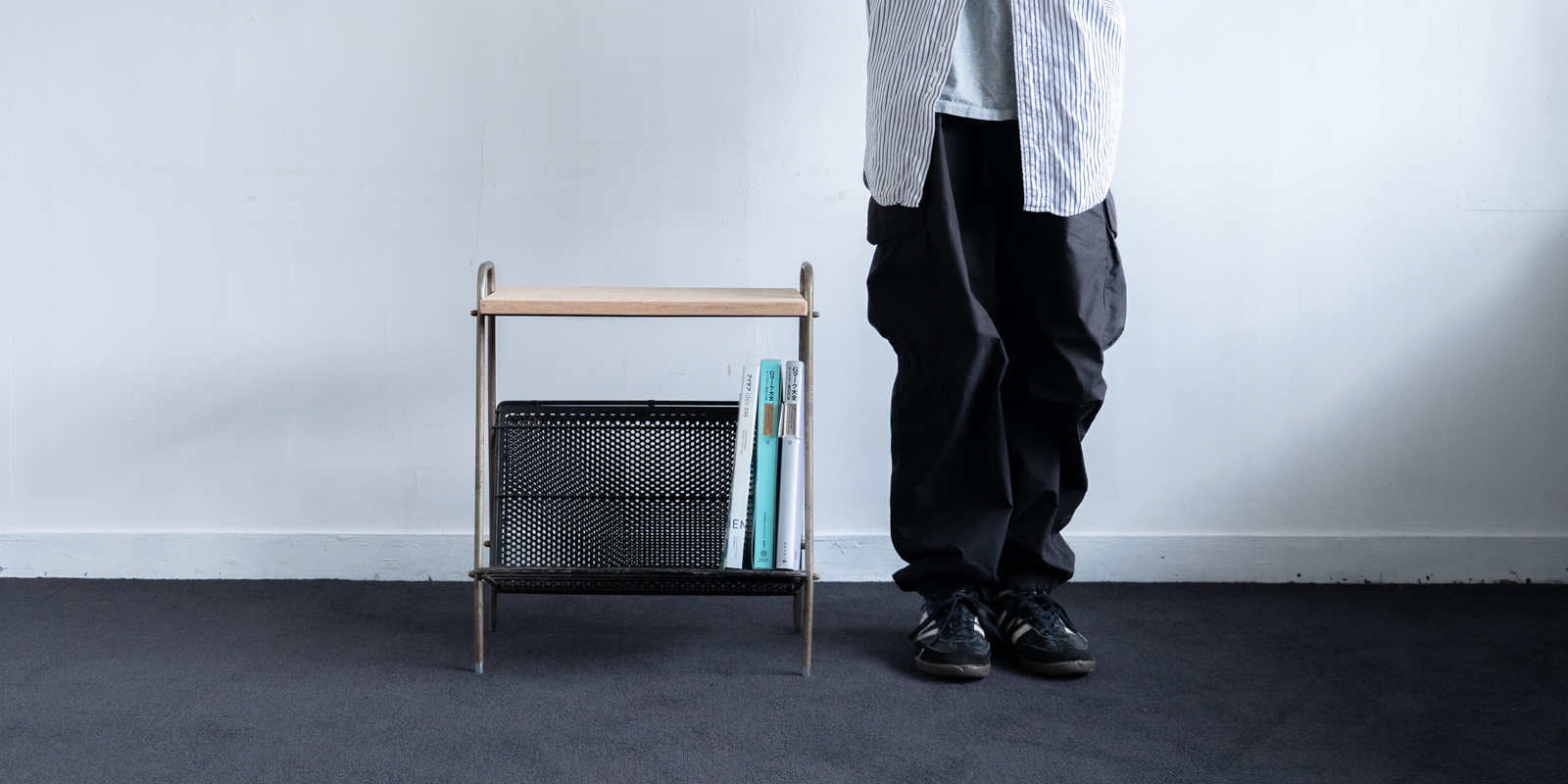 中古】マガジンラック グリーン アクリル イタリア製 送料込み 匿名