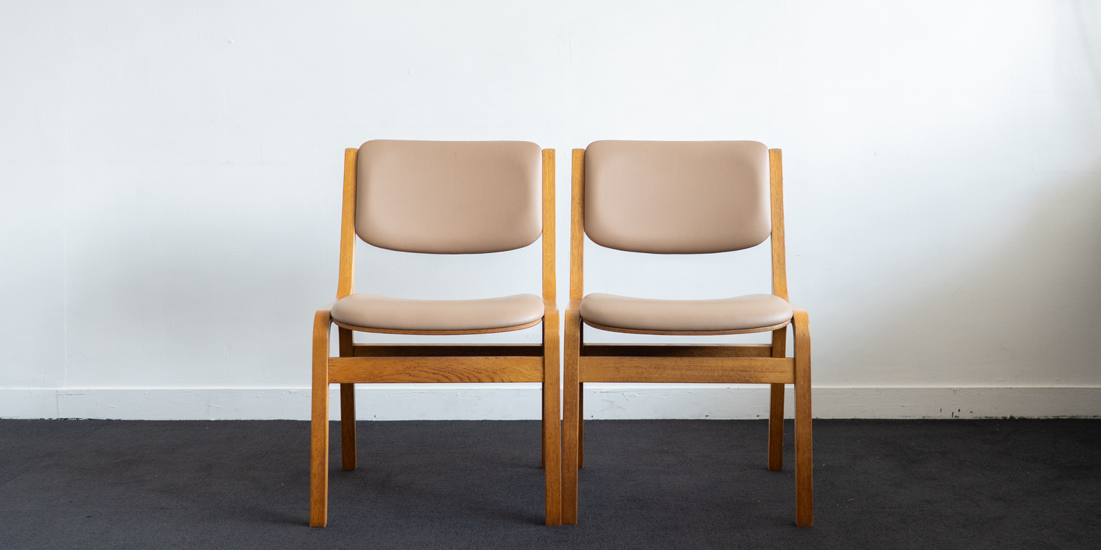 vitra イームズ  アルミナムチェア　希少 sold out】vitraイームズアルミナムチェア・メッシュホワイト