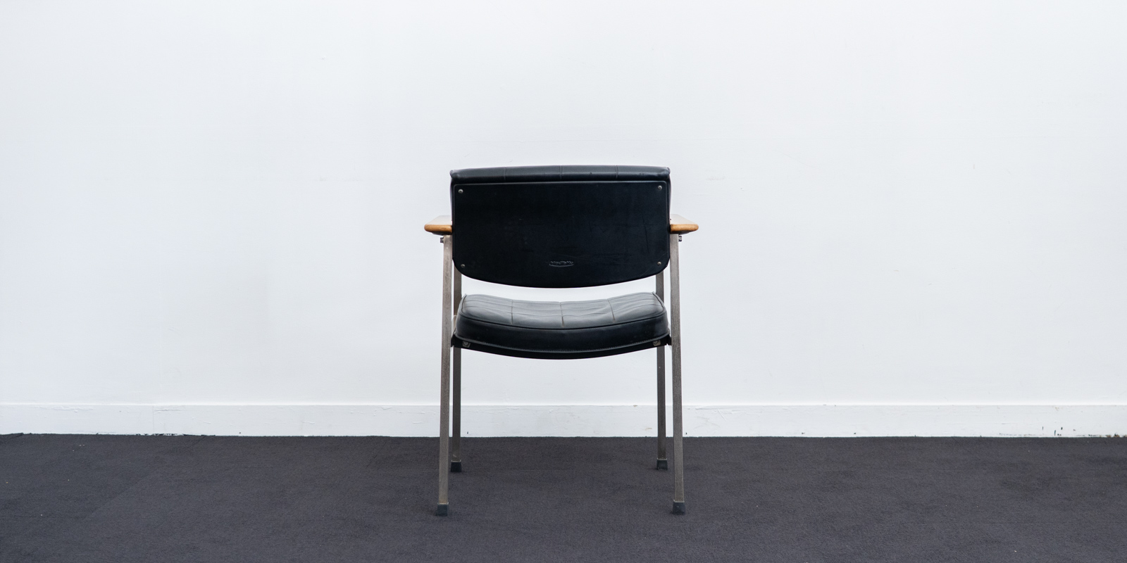 HOUTOKU アームチェア（USED） | D&DEPARTMENT