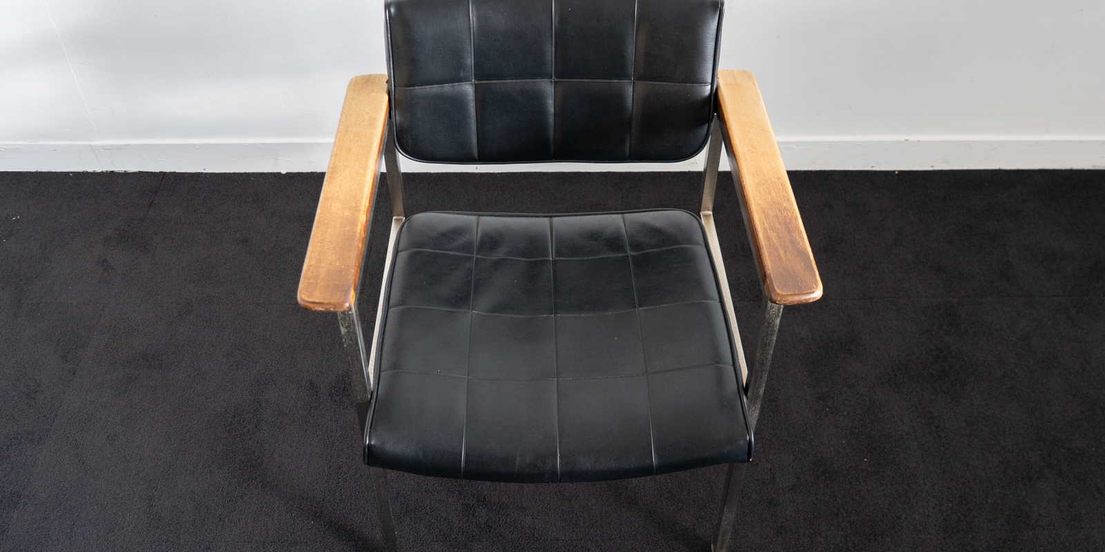 HOUTOKU アームチェア（USED） | D&DEPARTMENT