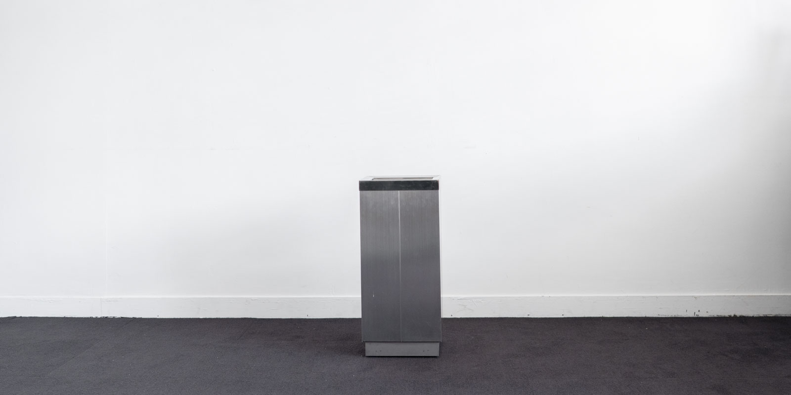 ステンレスダストボックス（USED） | D&DEPARTMENT