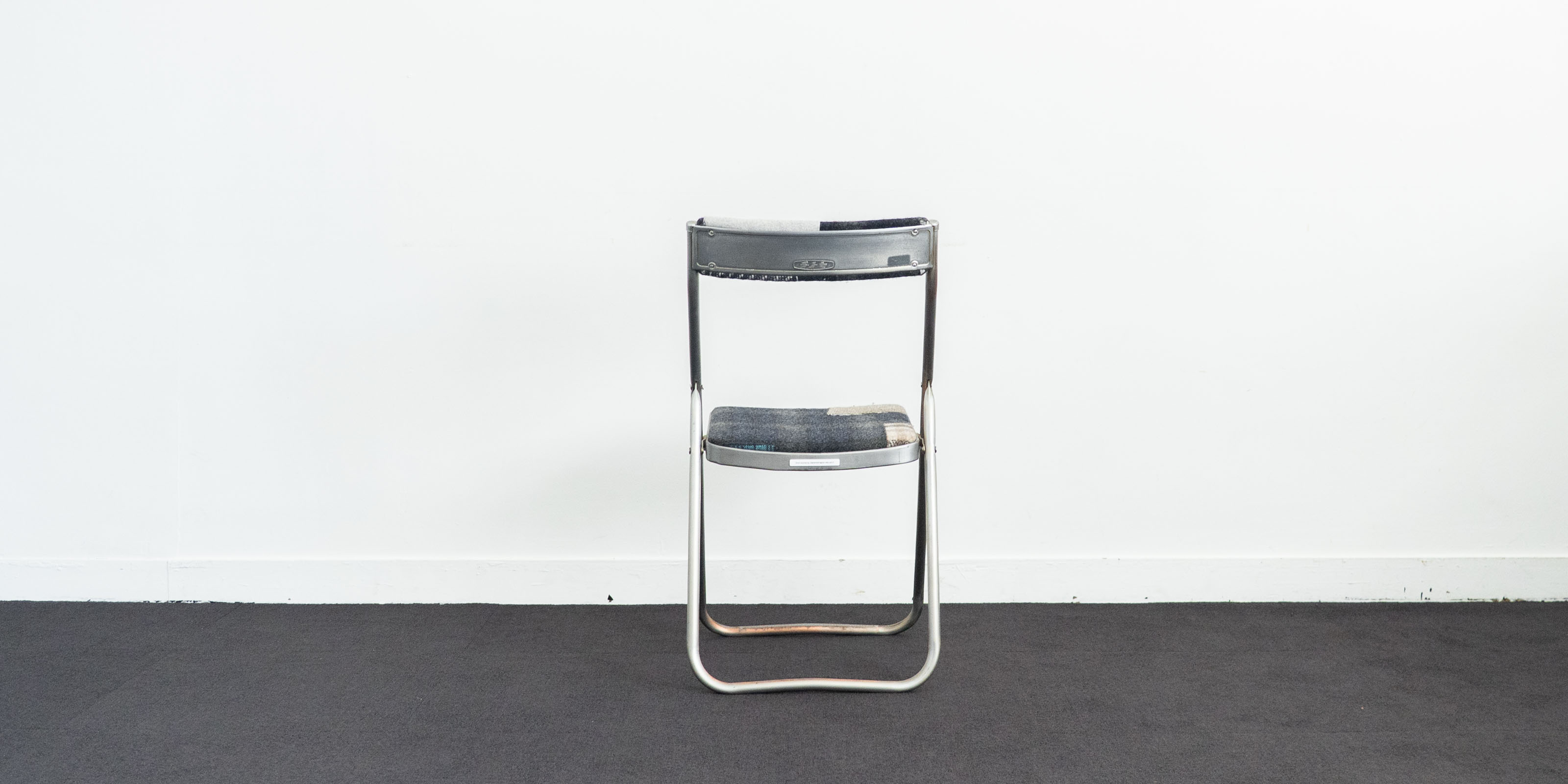 Folding Chair Distibuted by D&DEPARTMENT PROJECT No.10 | D&DEPARTMENT