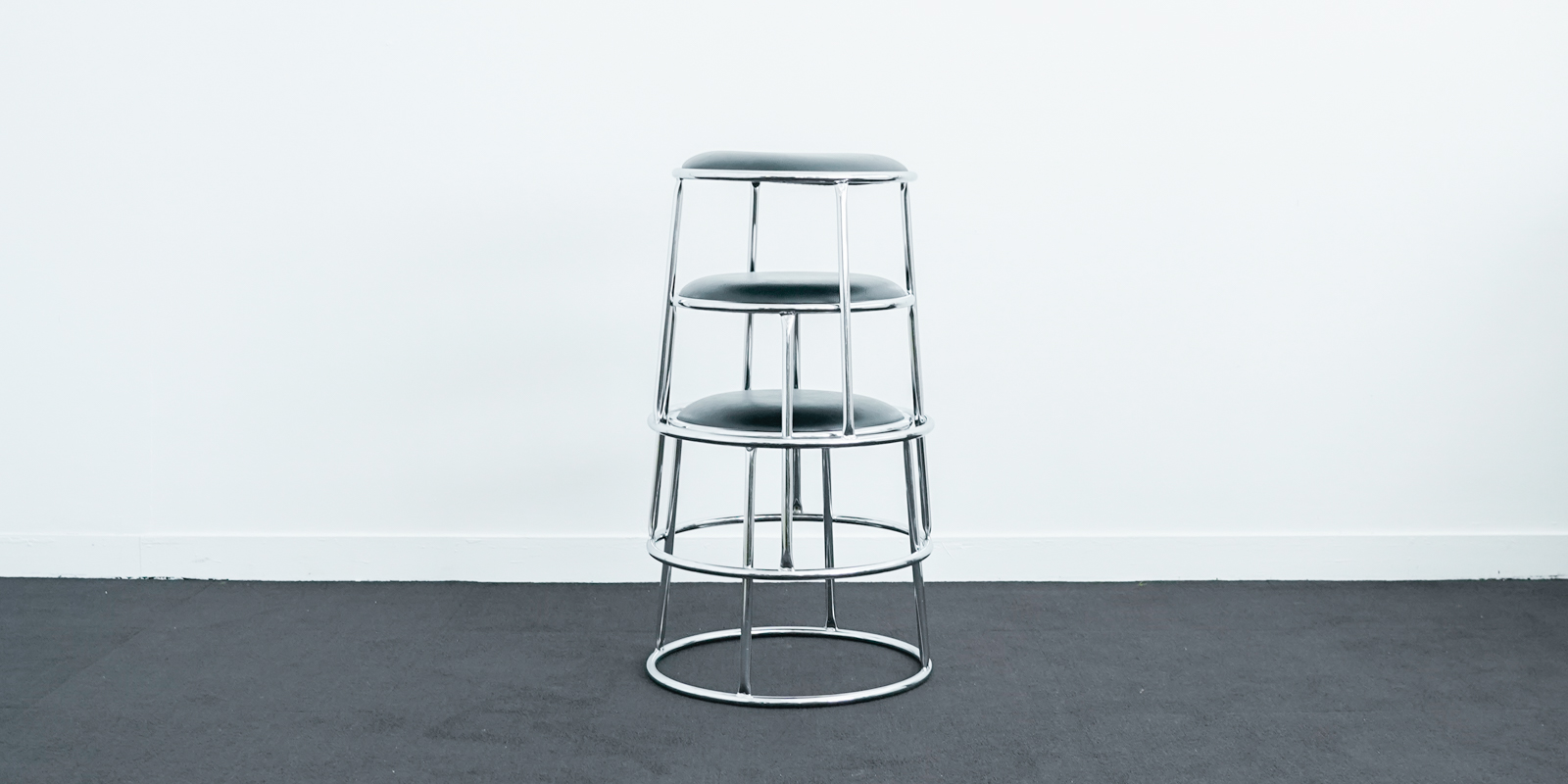 スタッキングスツール（USED） | D&DEPARTMENT