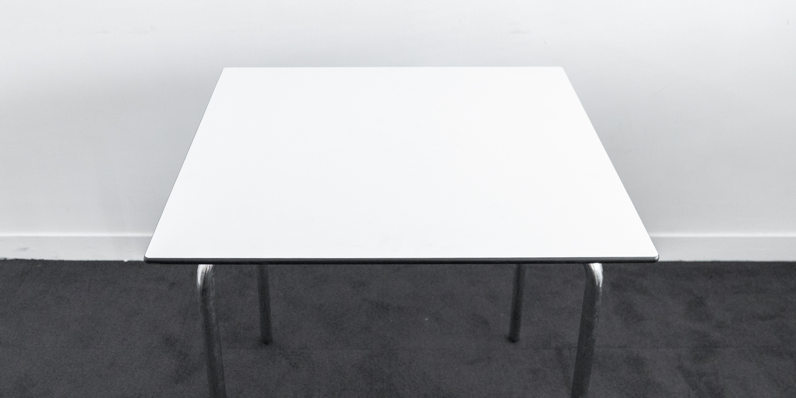 Vitra halテーブル・スクエア（USED） | D&DEPARTMENT
