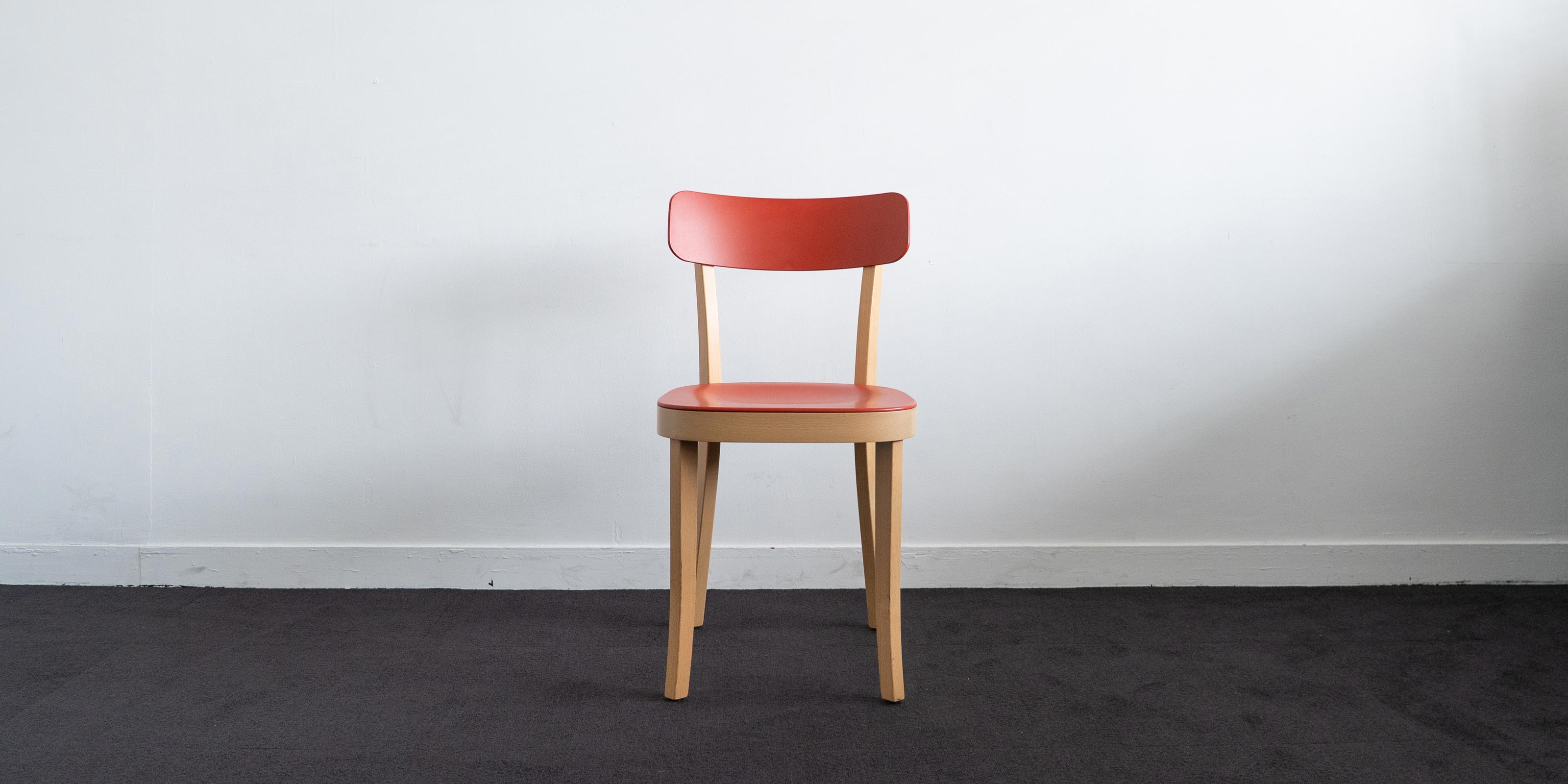 【皿洗いの民】 vitra バーゼルチェア vitra Baselチェア・レッド（USED） | D&DEPARTMENT