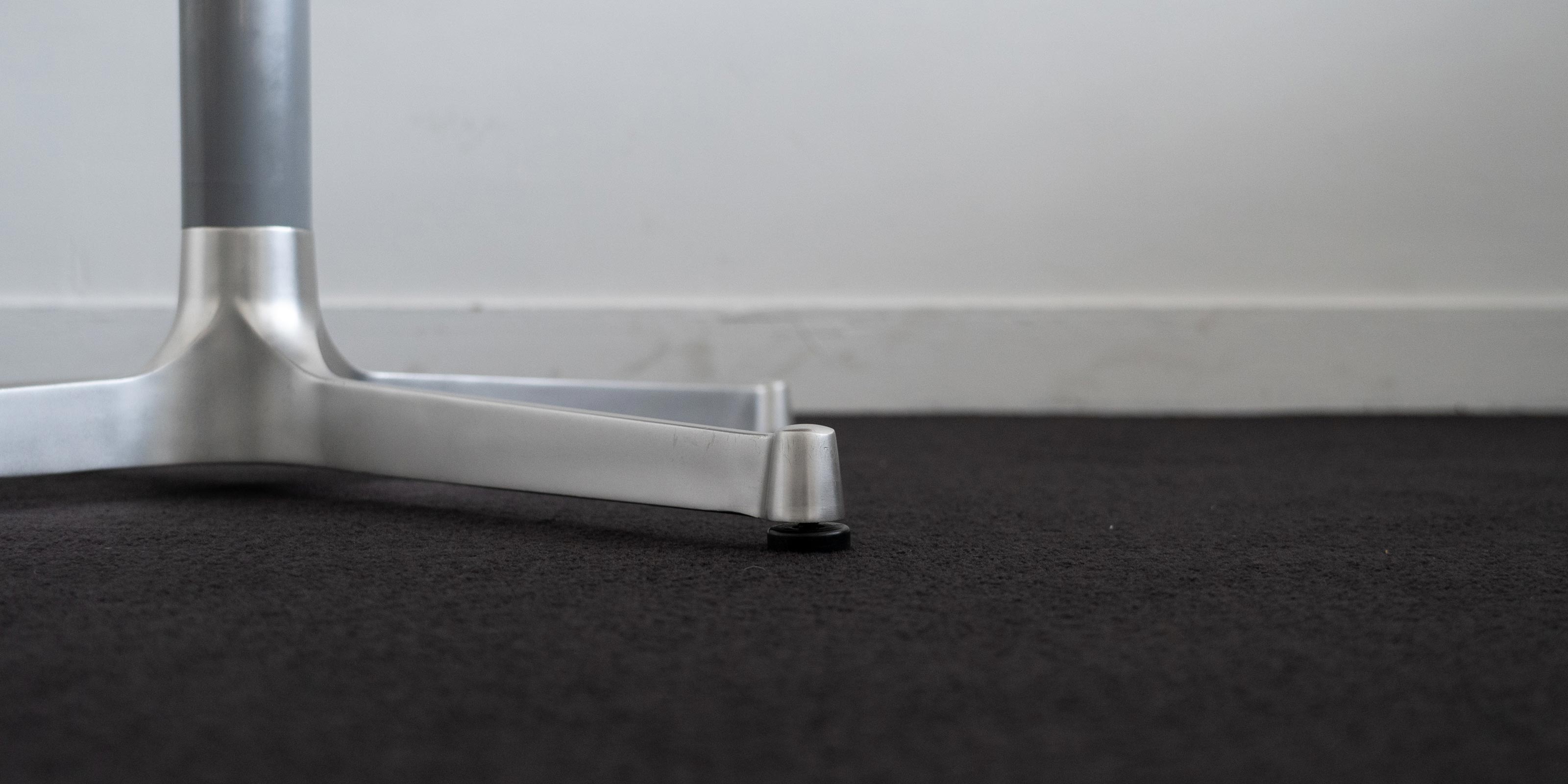 LAUAN TABLE ROUND 03・木天板（USED） | D&DEPARTMENT